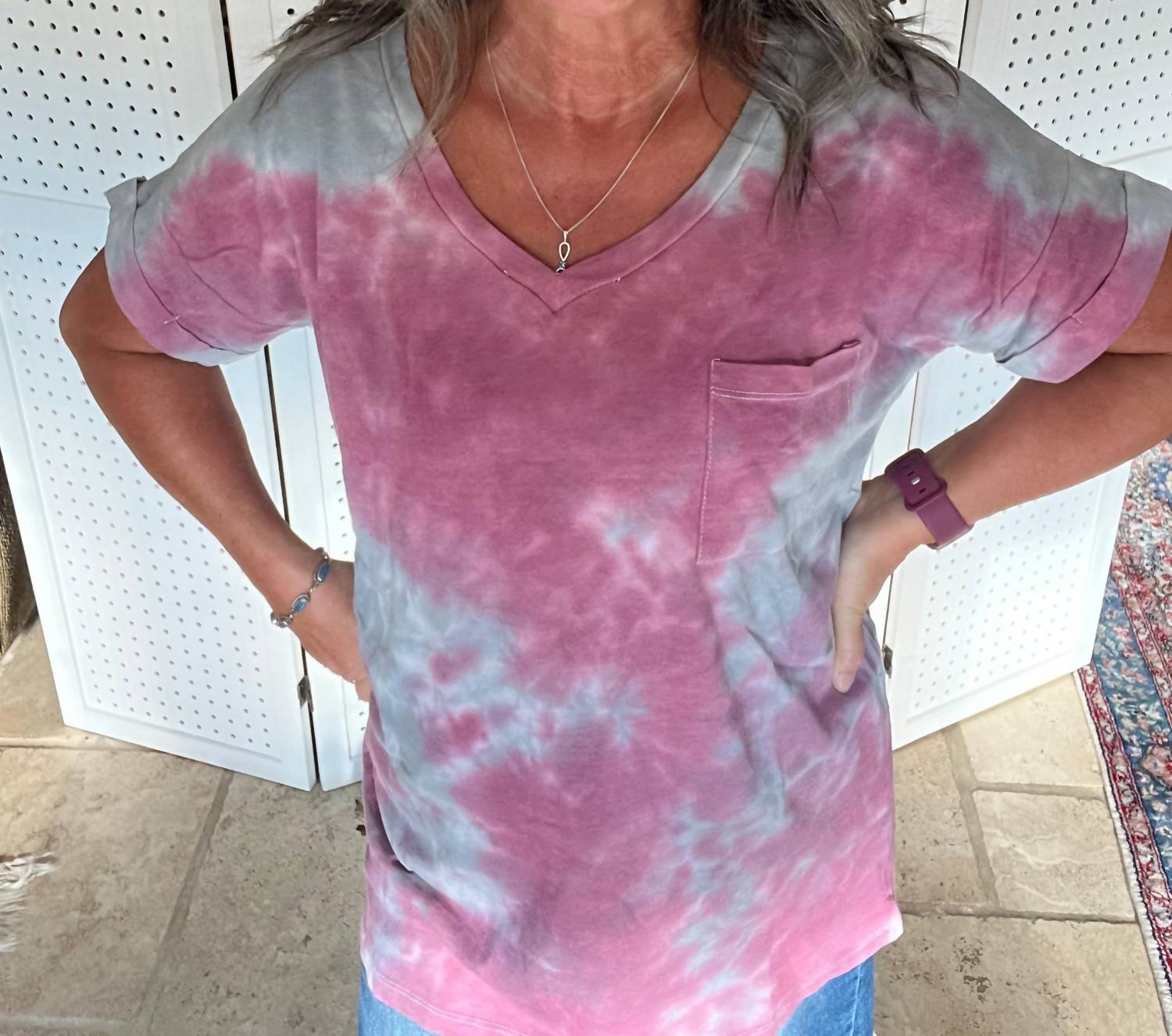 Футболка с принтом тай-дай и карманом в дымчато-малиновом цвете Sew In Love
Футболка с принтом тай-дай и карманом в дымчато-малиновом цвете Sew In Love