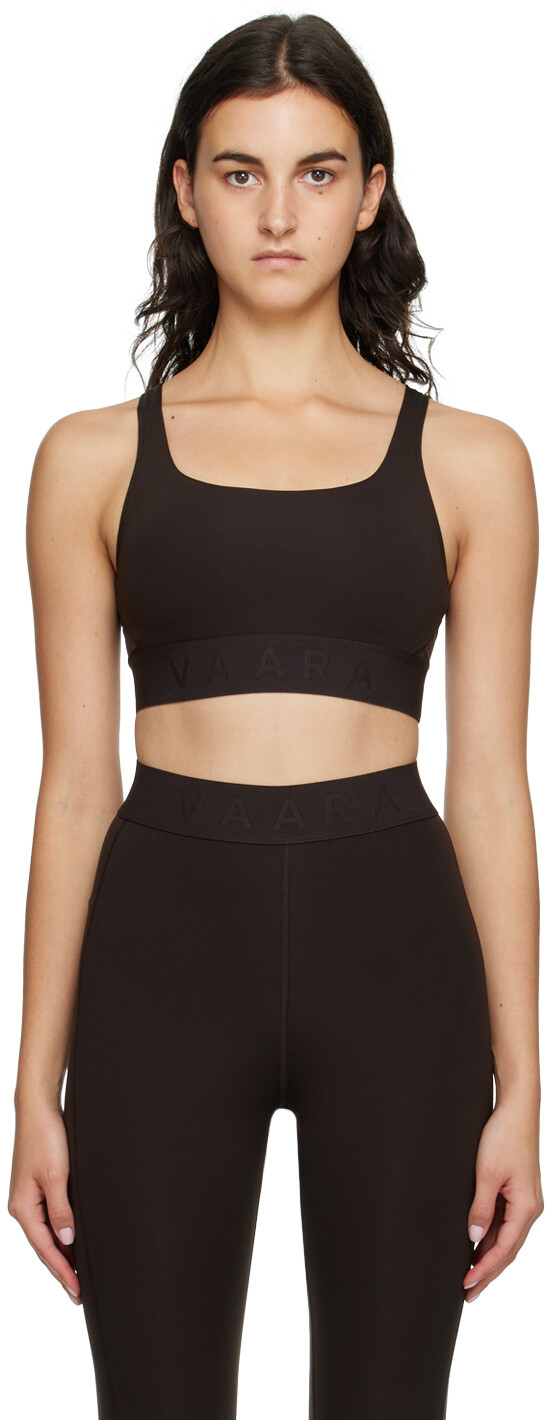 Коричневый спортивный бюстгальтер с круглым вырезом VAARA
Коричневый спортивный бюстгальтер с круглым вырезом VAARA