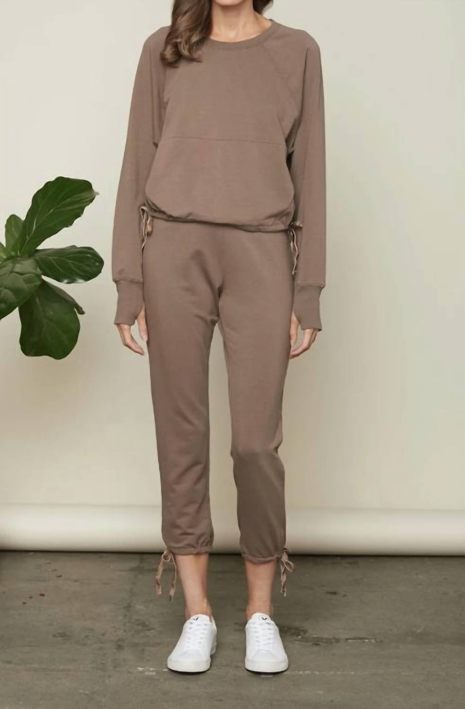 Love Топ в цвете лесной орех sundays, цвет hazelnut
Love Топ в цвете лесной орех sundays, цвет hazelnut