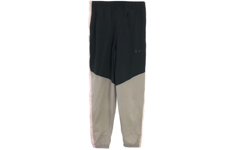 Повседневные шорты мужские многоцветные Nike, цвет Multicolor
Повседневные шорты мужские многоцветные Nike, цвет Multicolor