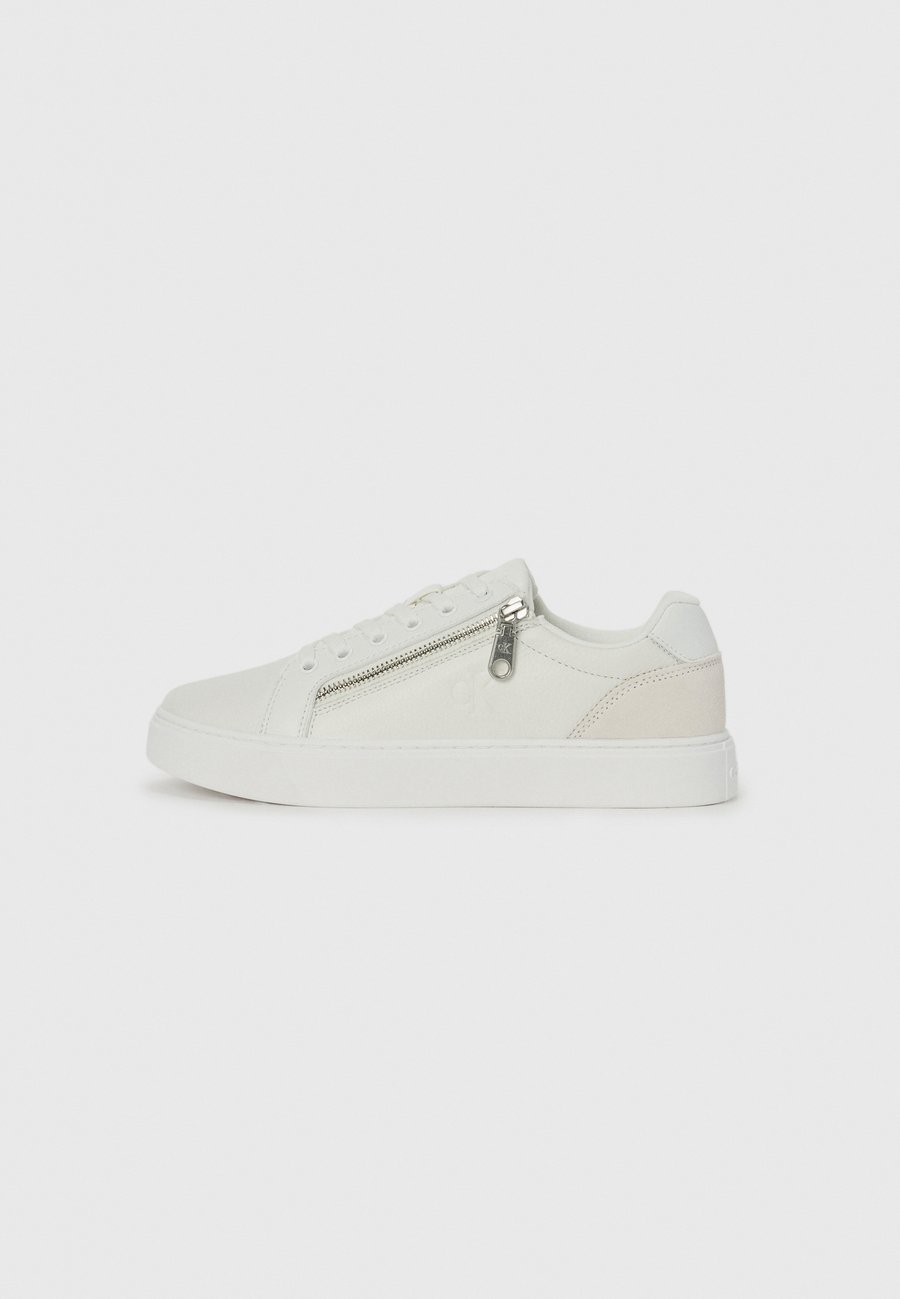 Кроссовки Calvin Klein Jeans Trainers, Triple Bright White/White
Кроссовки Calvin Klein Jeans Trainers, Triple Bright White/White