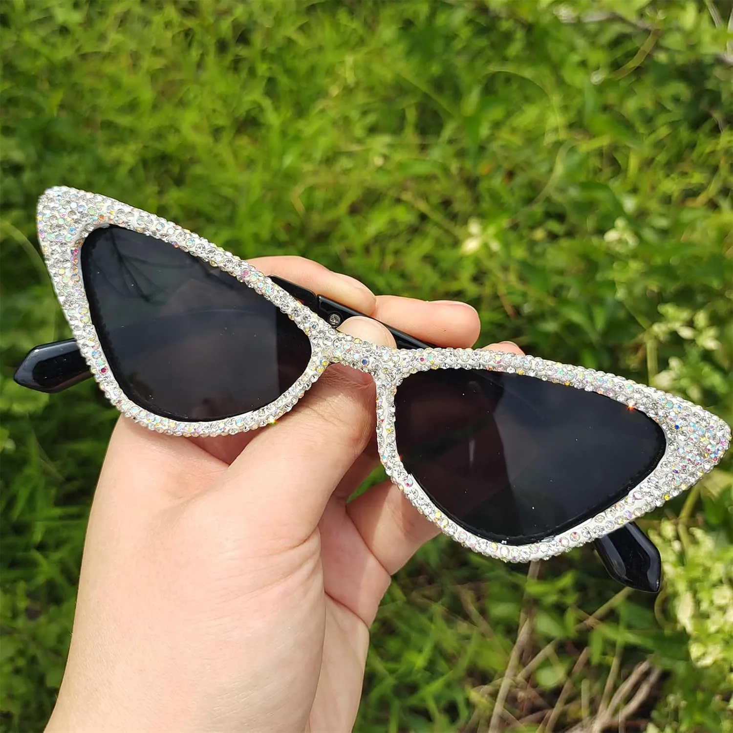 Willochra Модные блестящие солнцезащитные очки со стразами, женские очки «кошачий глаз» с бриллиантами, модные праздничные очки для женщин, 2pcs-black&black White
Willochra Модные блестящие солнцезащитные очки со стразами, женские очки «кошачий глаз» с бриллиантами, модные праздничные очки для женщин, 2pcs-black&black White