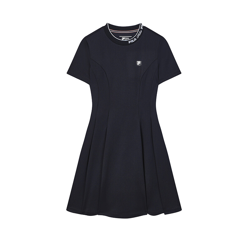 Платье с короткими рукавами женское темно-синее Fila
Платье с короткими рукавами женское темно-синее Fila