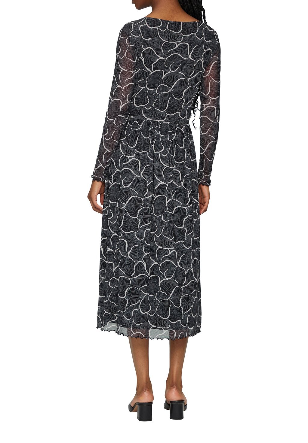 Дневное платье MET BOOTHALS s.Oliver BLACK LABEL, черный
Дневное платье MET BOOTHALS s.Oliver BLACK LABEL, черный