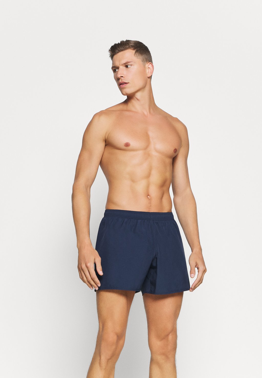 Шорты для плавания WATER SPORTS EXTENDED LOGO BOXER EA7 Emporio Armani, темно-синий
Шорты для плавания WATER SPORTS EXTENDED LOGO BOXER EA7 Emporio Armani, темно-синий