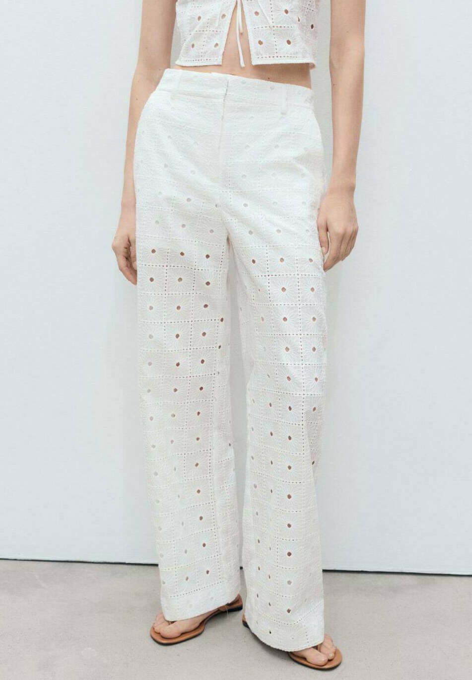 Брюки Mango, белый
Брюки Mango, белый