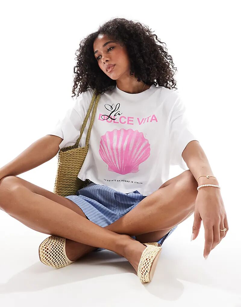 Укороченная футболка с принтом dolce vita белого цвета
Укороченная футболка с принтом dolce vita белого цвета