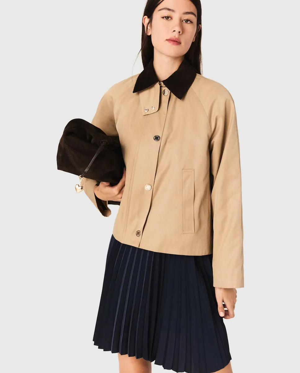 Женская куртка-бомбер с контрастным воротником-трапеция Maje, бежевый
Женская куртка-бомбер с контрастным воротником-трапеция Maje, бежевый