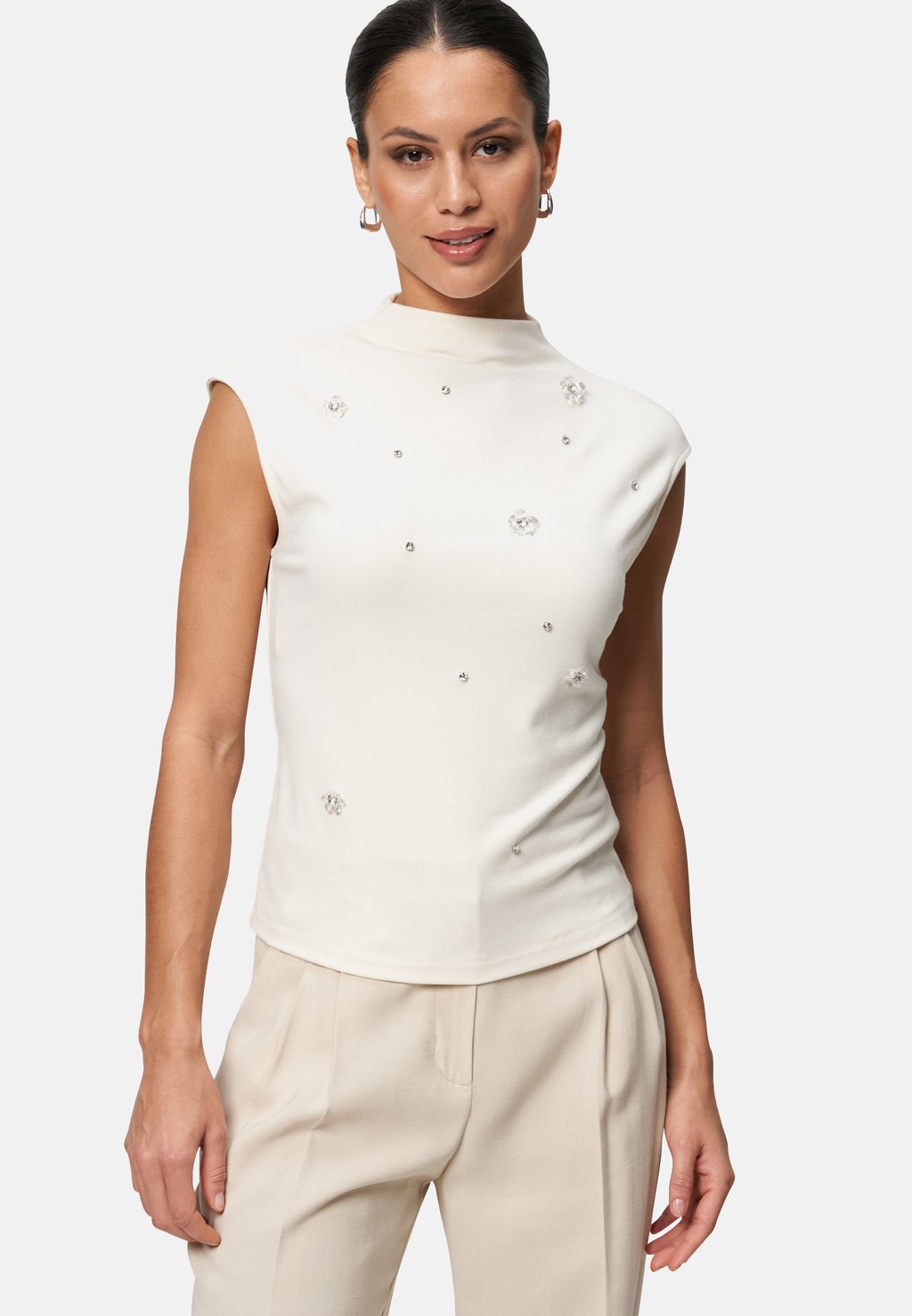 Футболка с принтом MIT STRASS UND BLÜTEN zero, белый
Футболка с принтом MIT STRASS UND BLÜTEN zero, белый