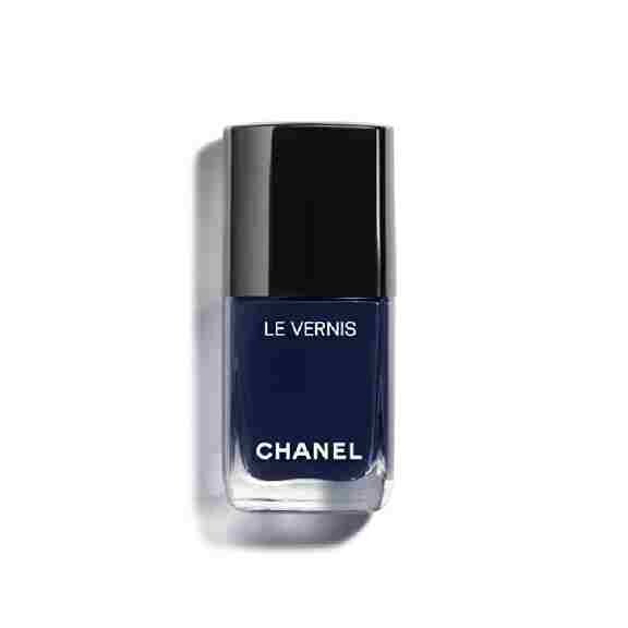 Лак для ногтей Chanel Le Vernis, 127 Fugueuse, 13 мл
Лак для ногтей Chanel Le Vernis, 127 Fugueuse, 13 мл