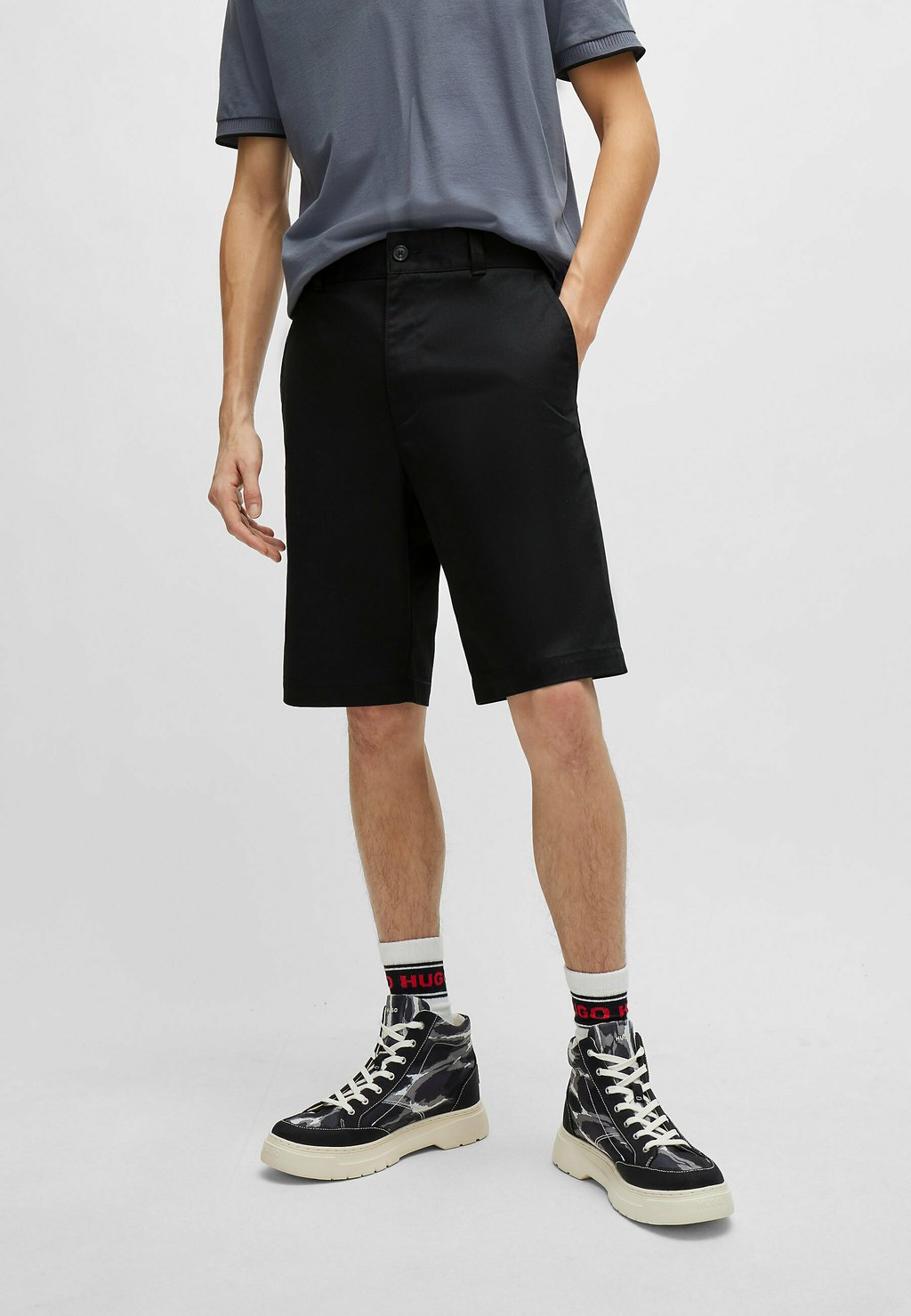 Шорты DARIK HUGO, черный
Шорты DARIK HUGO, черный