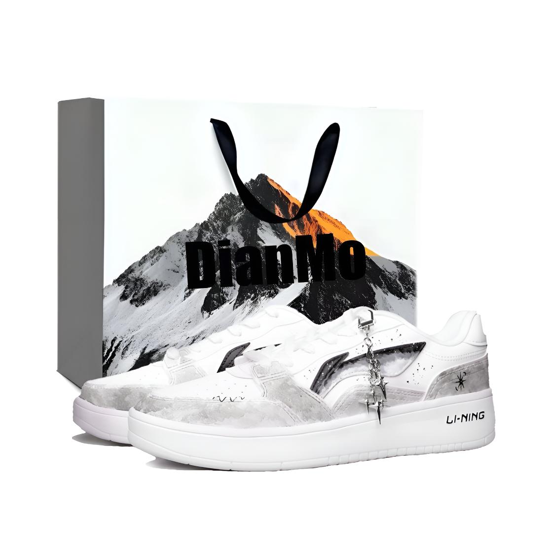 Li Ning Sycee Ink Point, Mist Island, сумка для покупок. Амортизирующая, износостойкая, легкая, нескользящая, низкая., белый серый
Li Ning Sycee Ink Point, Mist Island, сумка для покупок. Амортизирующая, износостойкая, легкая, нескользящая, низкая., белый серый