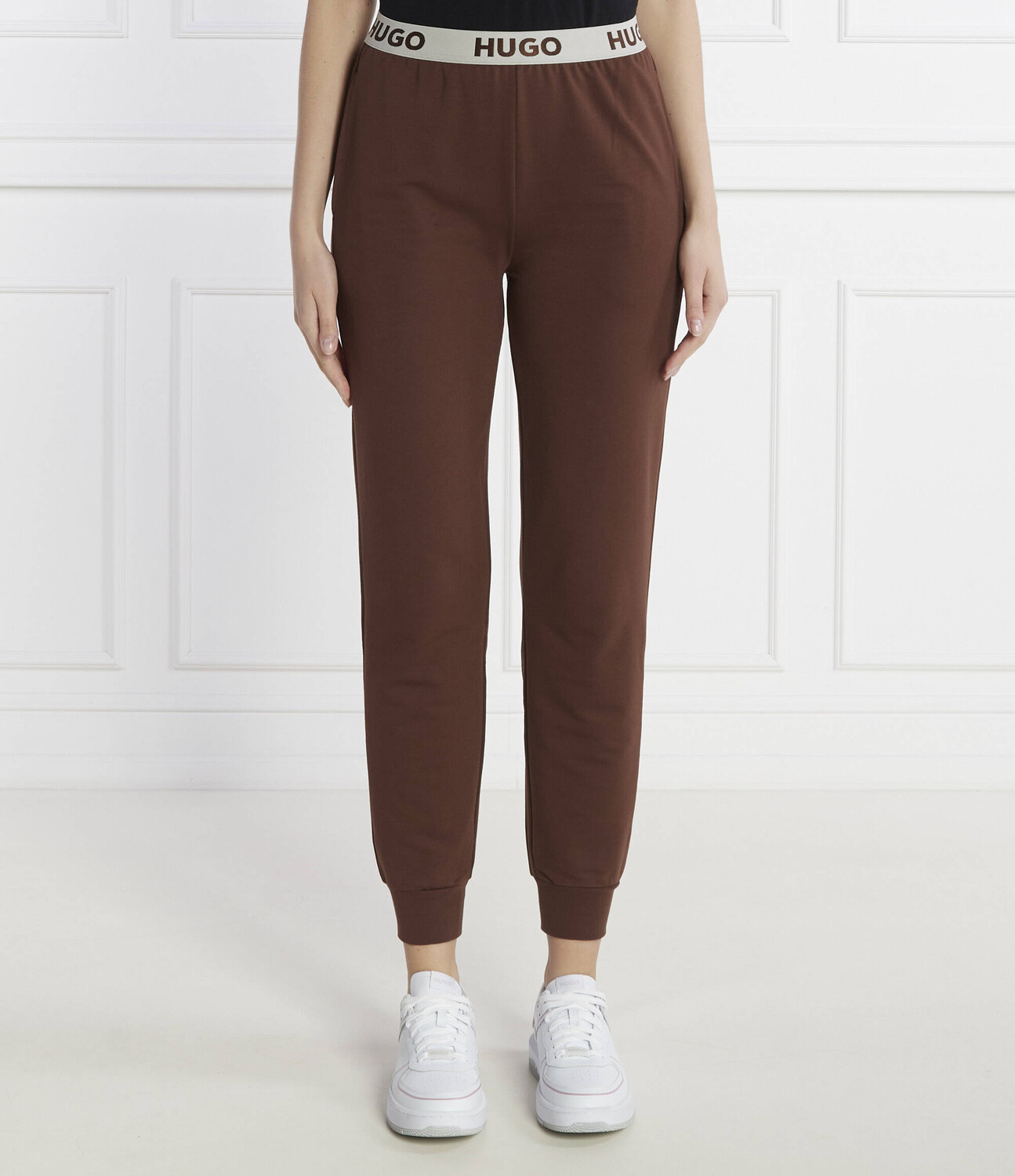 Спортивные брюки Hugo Bodywear SPORTY LOGO Regular Fit, коричневый
Спортивные брюки Hugo Bodywear SPORTY LOGO Regular Fit, коричневый