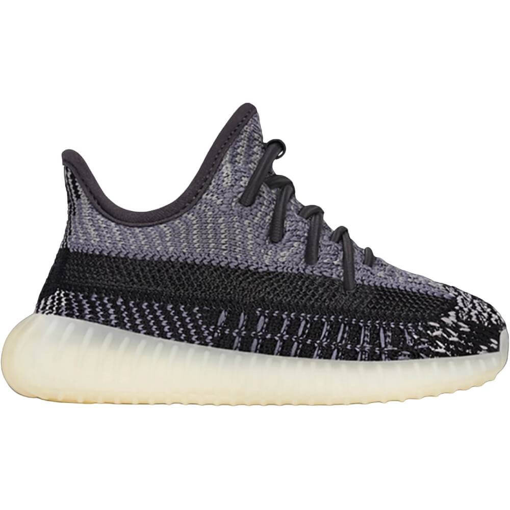 Кроссовки Yeezy Boost 350 V2 Infants Carbon, черный
Кроссовки Yeezy Boost 350 V2 Infants Carbon, черный