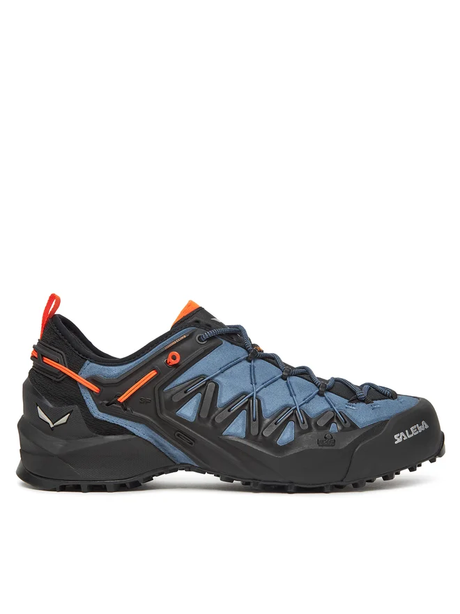 Треккинговые кроссовки Ms Wildifer Edge 00-0000061346 Salewa, черный/синий
Треккинговые кроссовки Ms Wildifer Edge 00-0000061346 Salewa, черный/синий