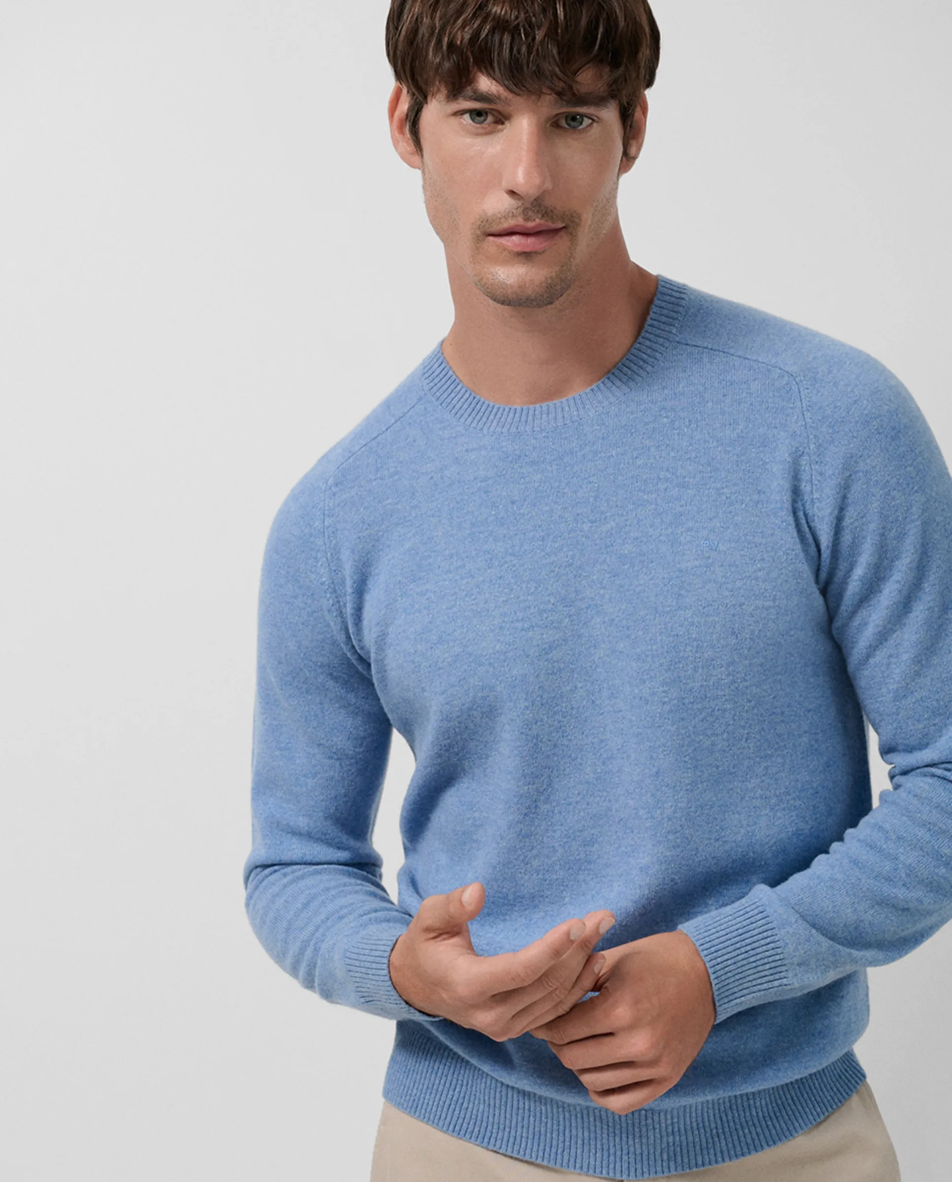 Мужской джемпер из шерсти и кашемира с круглым вырезом Roberto Verino, бирюзовый
Мужской джемпер из шерсти и кашемира с круглым вырезом Roberto Verino, бирюзовый