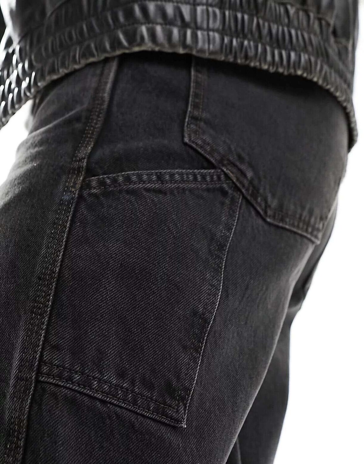 Черные джинсы-карго с низкой посадкой COLLUSION x016
Черные джинсы-карго с низкой посадкой COLLUSION x016