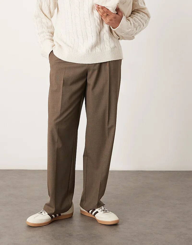 Строгие брюки ASOS DESIGN с защипом спереди в коричневую клетку
Строгие брюки ASOS DESIGN с защипом спереди в коричневую клетку