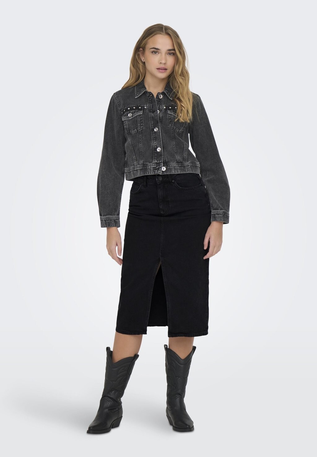 Джинсовая юбка Onlbianca Rea Noos ONLY, стираный черный
Джинсовая юбка Onlbianca Rea Noos ONLY, стираный черный