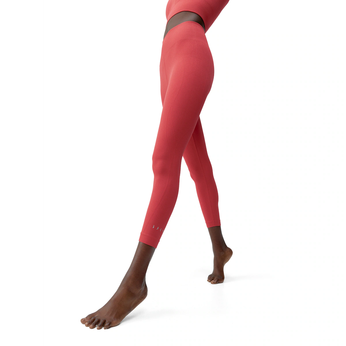 Blume Born Living Женские леггинсы для йоги Born Living Yoga, цвет Cereza
Blume Born Living Женские леггинсы для йоги Born Living Yoga, цвет Cereza