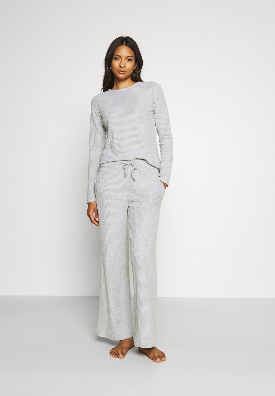 Пижамный комплект Anna Field Pyjama set, Grey
Пижамный комплект Anna Field Pyjama set, Grey