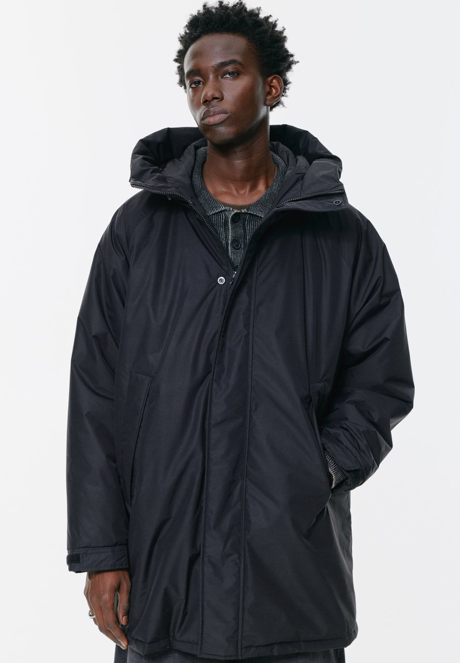 Пальто PULL&BEAR PADDED, Black
Пальто PULL&BEAR PADDED, Black