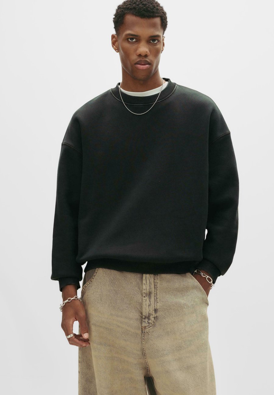 Толстовка PULL&BEAR WASHED BOXY, Dark Grey
Толстовка PULL&BEAR WASHED BOXY, Dark Grey