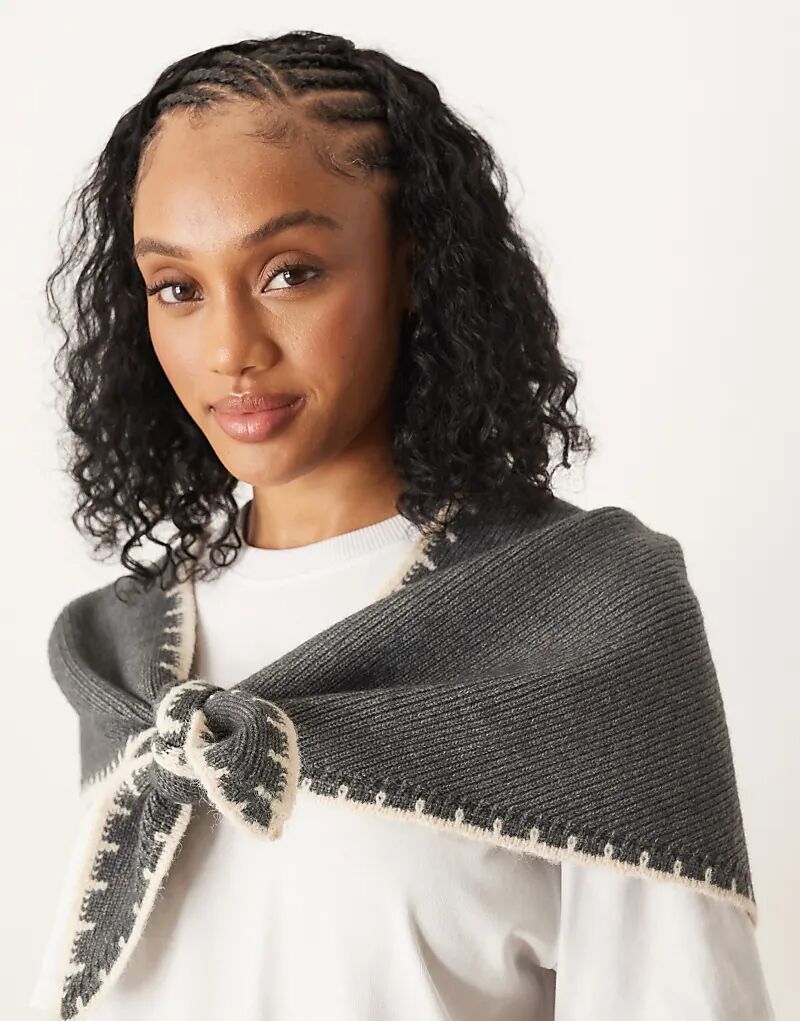 Вязаный треугольник ASOS DESIGN, выполненный в технике колотый шов, серый
Вязаный треугольник ASOS DESIGN, выполненный в технике колотый шов, серый