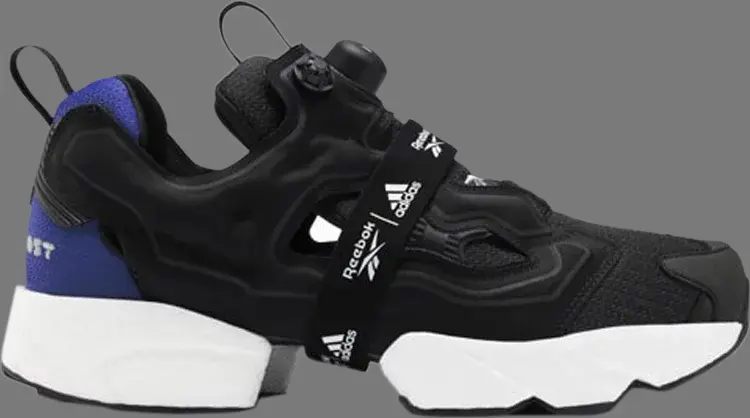 Кроссовки instapump fury x boost 'pantone' Reebok, черный 
Кроссовки instapump fury x boost 'pantone' Reebok, черный