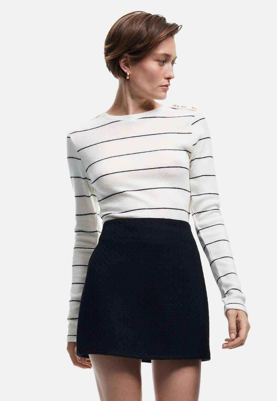 Юбка Koton Mini skirt, Black
Юбка Koton Mini skirt, Black