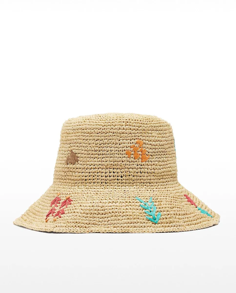 Женская шляпа-ведро из эффекта рафии с декоративными элементами Parfois, бежевый
Женская шляпа-ведро из эффекта рафии с декоративными элементами Parfois, бежевый