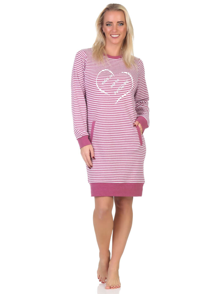 Ночная рубашка NORMANN Interlock langarm Bündchen Herzmotiv, цвет beere
Ночная рубашка NORMANN Interlock langarm Bündchen Herzmotiv, цвет beere