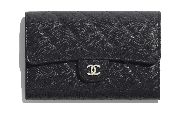 CHANEL Классический кошелек-монетница из кожи кавиар
CHANEL Классический кошелек-монетница из кожи кавиар