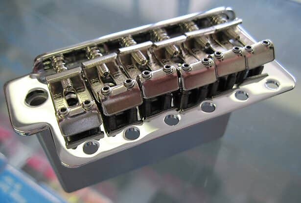 Сборка тремоло Stratocaster Fender Mexico Vintage 50-60-х годов 0054619000 Mexico MIM Standard Vintage Strat Tremolo 005-4619-000
Сборка тремоло Stratocaster Fender Mexico Vintage 50-60-х годов 0054619000 Mexico MIM Standard Vintage Strat Tremolo 005-4619-000