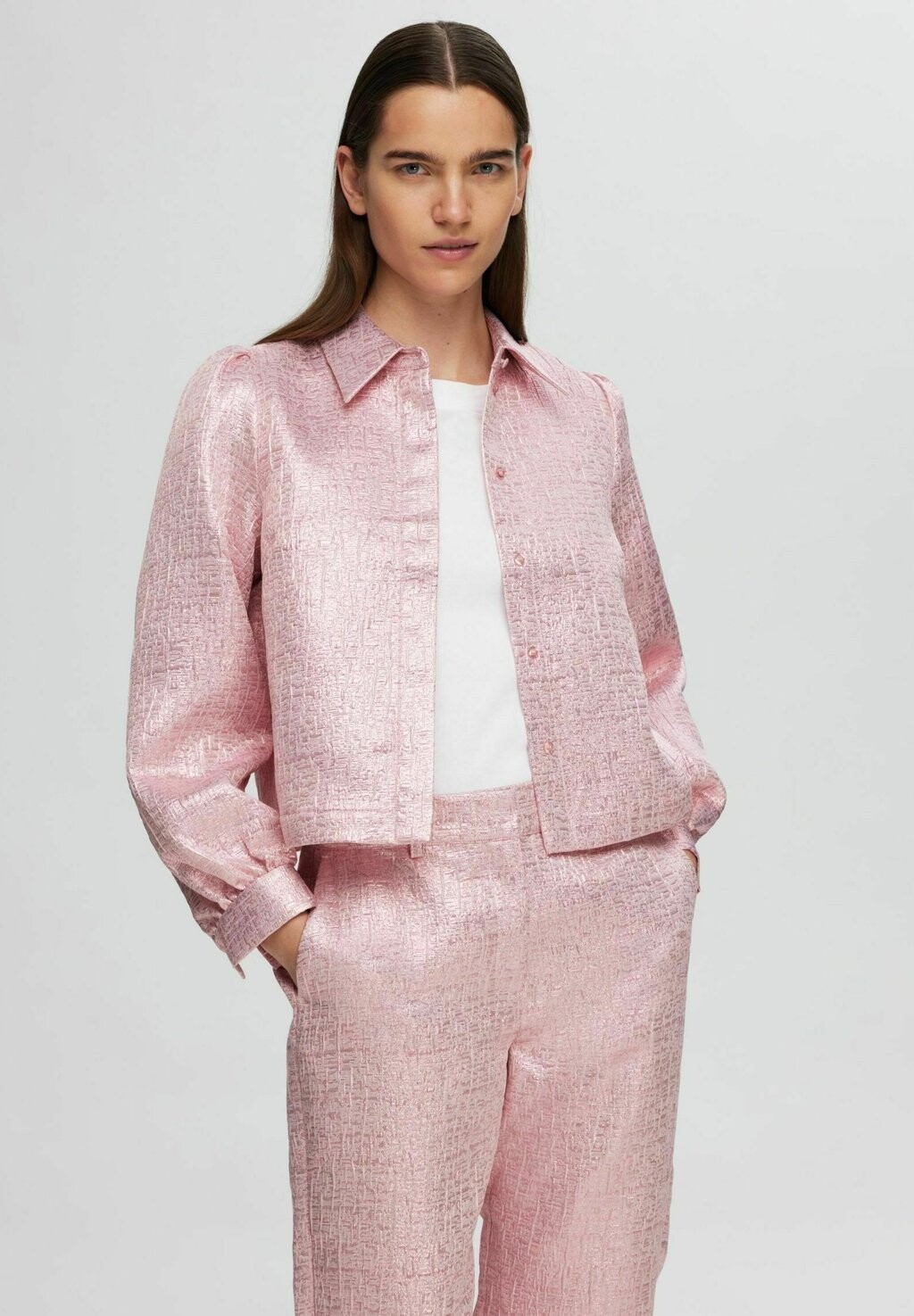 Блузка на пуговицах Selected Femme, розовый 
Блузка на пуговицах Selected Femme, розовый