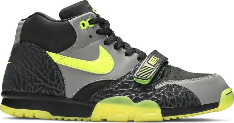 Кроссовки Nike Air Trainer 1 Premium '112 Pack', черный
Кроссовки Nike Air Trainer 1 Premium '112 Pack', черный