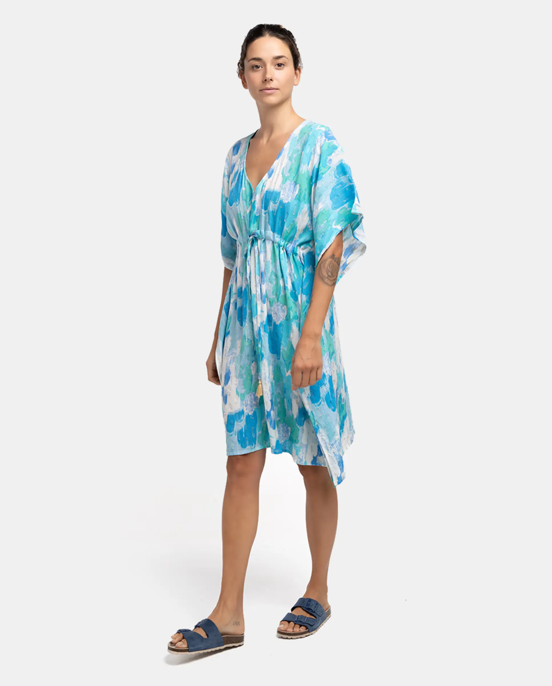 Кафтан из вискозы Oceans Diary с абстрактным принтом Abbacino, синий
Кафтан из вискозы Oceans Diary с абстрактным принтом Abbacino, синий
