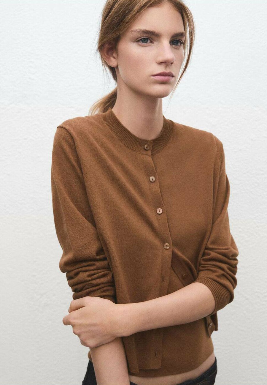 Кардиган Mango Cardigan, Brown
Кардиган Mango Cardigan, Brown