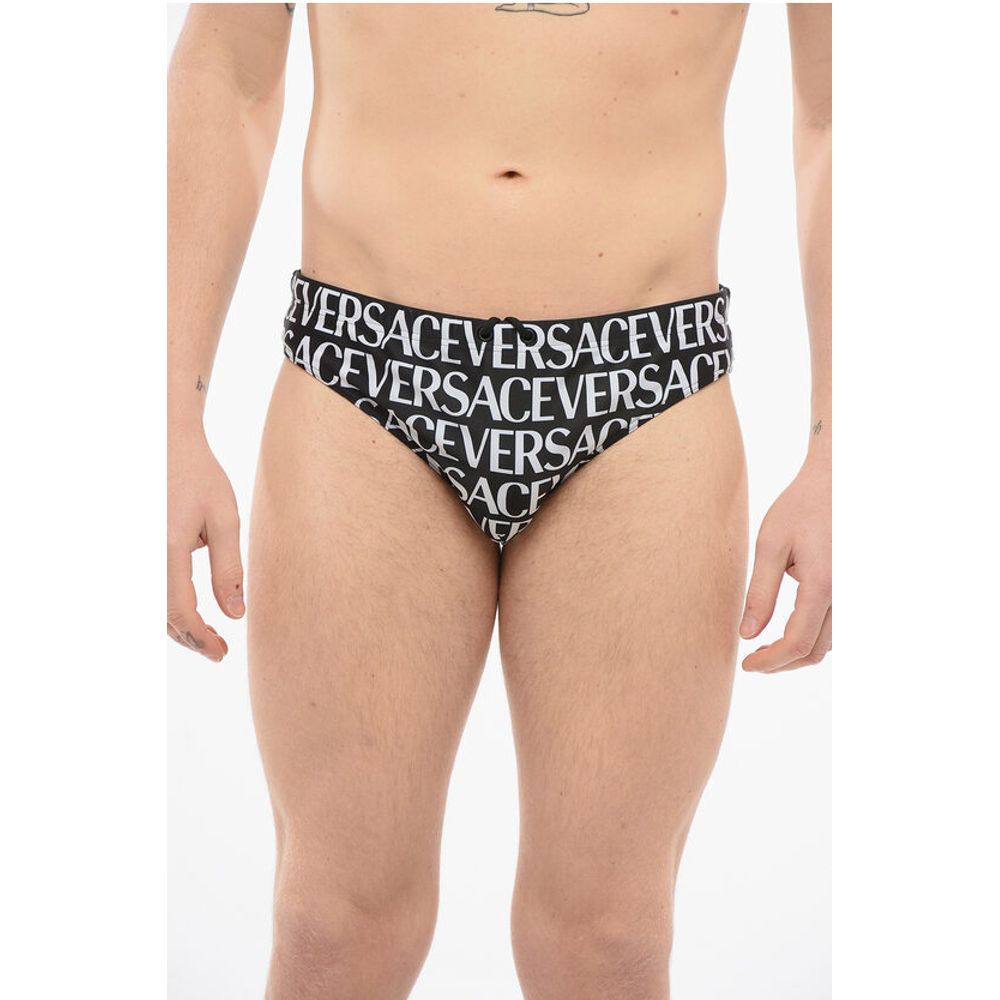Плавки с узором монограмма Versace, Black and White
Плавки с узором монограмма Versace, Black and White