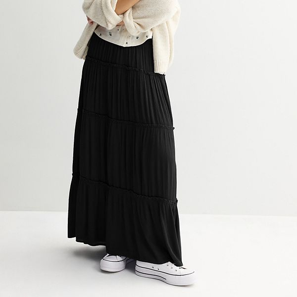 Юбка макси многоярусная Juniors So, Black Luxe
Юбка макси многоярусная Juniors So, Black Luxe