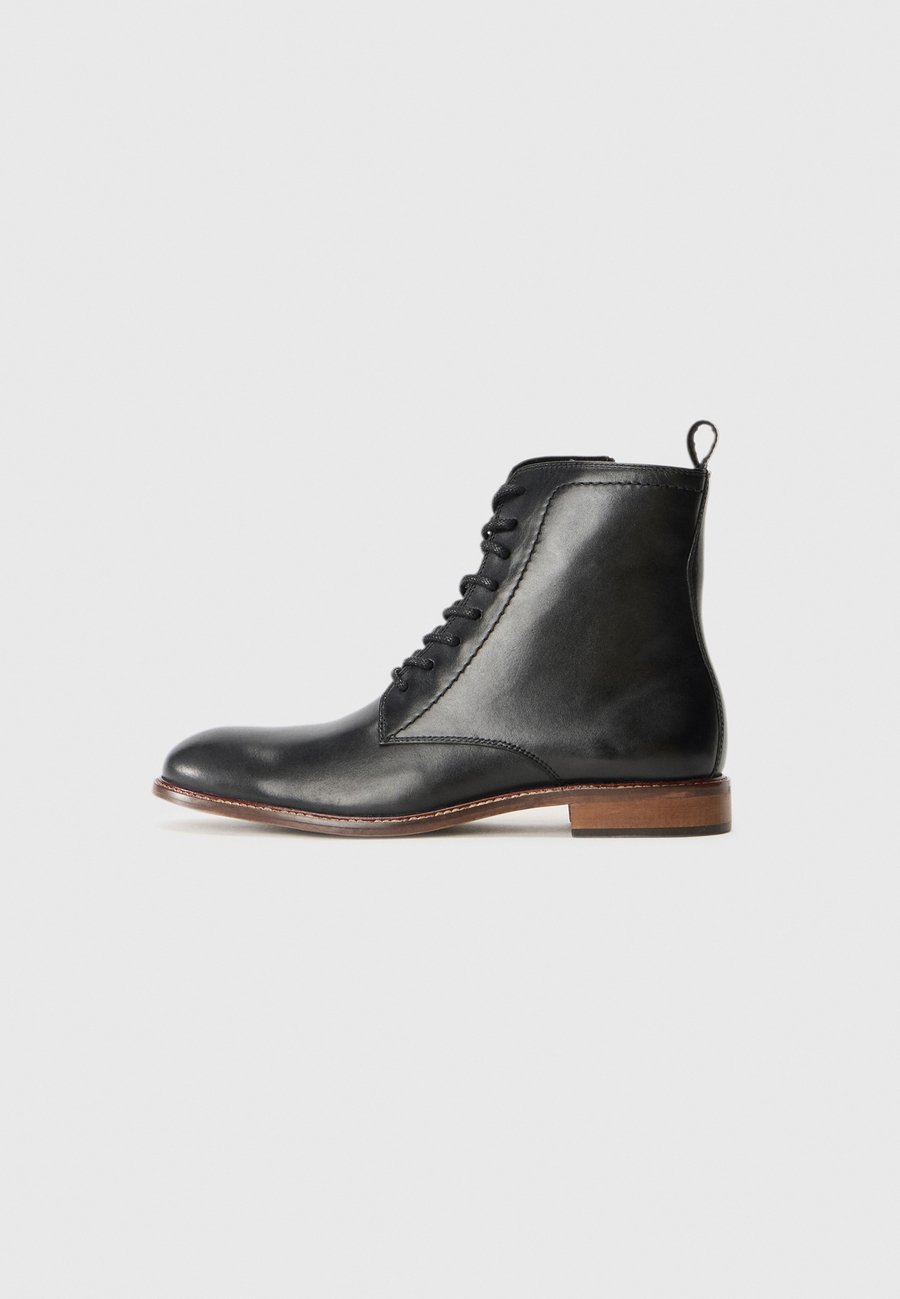 Ботинки Pier One Lace-up ankle boots, Black
Ботинки Pier One Lace-up ankle boots, Black