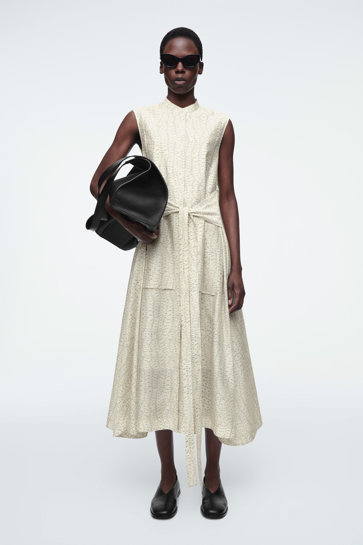 Платье миди с завязками на талии COS, цвет Szampański/Wzór
Платье миди с завязками на талии COS, цвет Szampański/Wzór