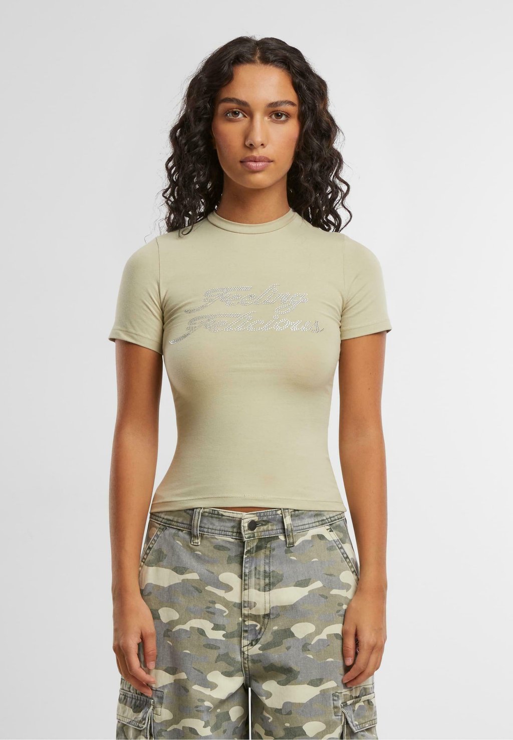 Футболка с принтом FEELING FELICIOUS, зеленый
Футболка с принтом FEELING FELICIOUS, зеленый