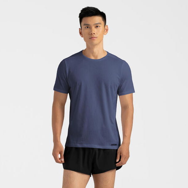 Мужская беговая футболка 100 Series с вентиляцией и быстрой сушкой Decathlon
Мужская беговая футболка 100 Series с вентиляцией и быстрой сушкой Decathlon