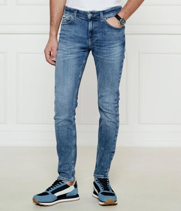 Джинсы мужские Calvin Klein Jeans скинни с эффектом потертости, синий
Джинсы мужские Calvin Klein Jeans скинни с эффектом потертости, синий