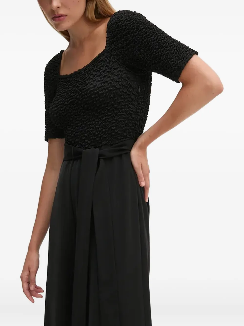 Фактурный комбинезон с поясом Dkny, черный
Фактурный комбинезон с поясом Dkny, черный