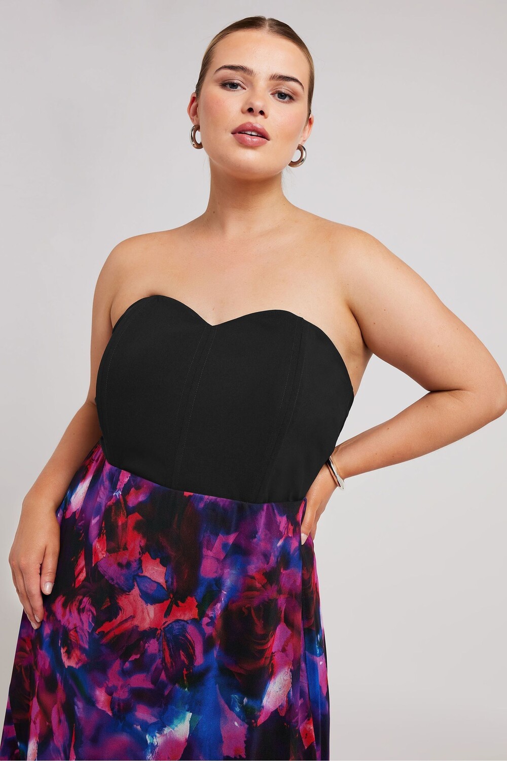 Корсетное боди Yours, черный
Корсетное боди Yours, черный