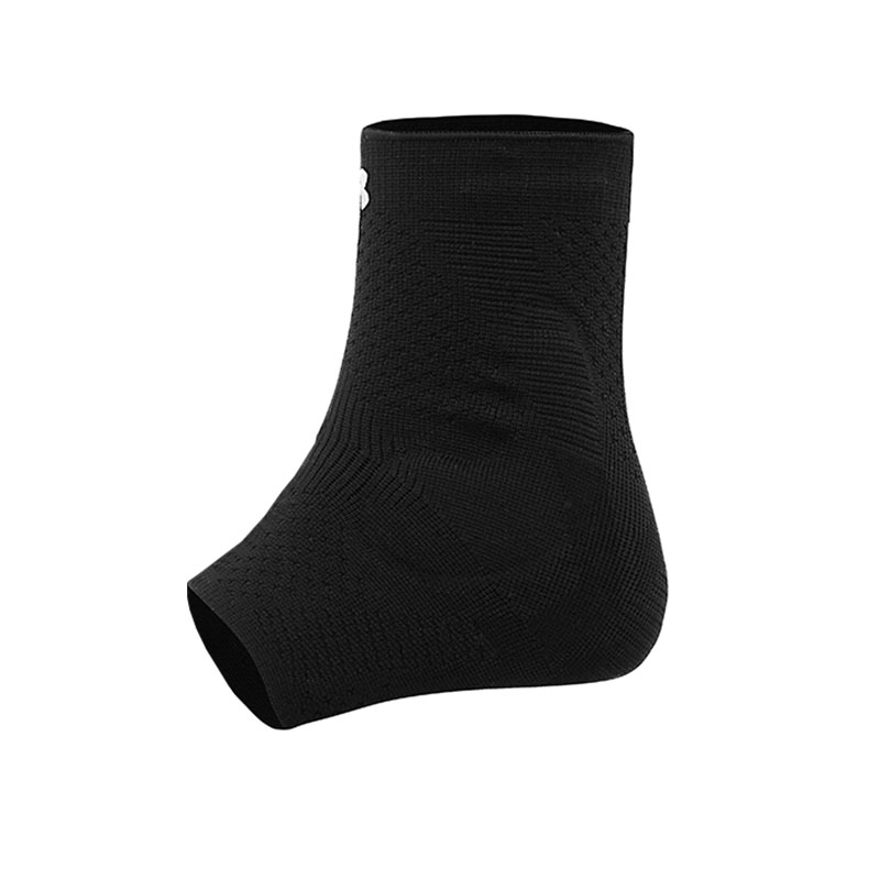 Стабилизаторы голеностопа для футбола и баскетбола Unisex Polyamide тонкие Under Armour, черный
Стабилизаторы голеностопа для футбола и баскетбола Unisex Polyamide тонкие Under Armour, черный