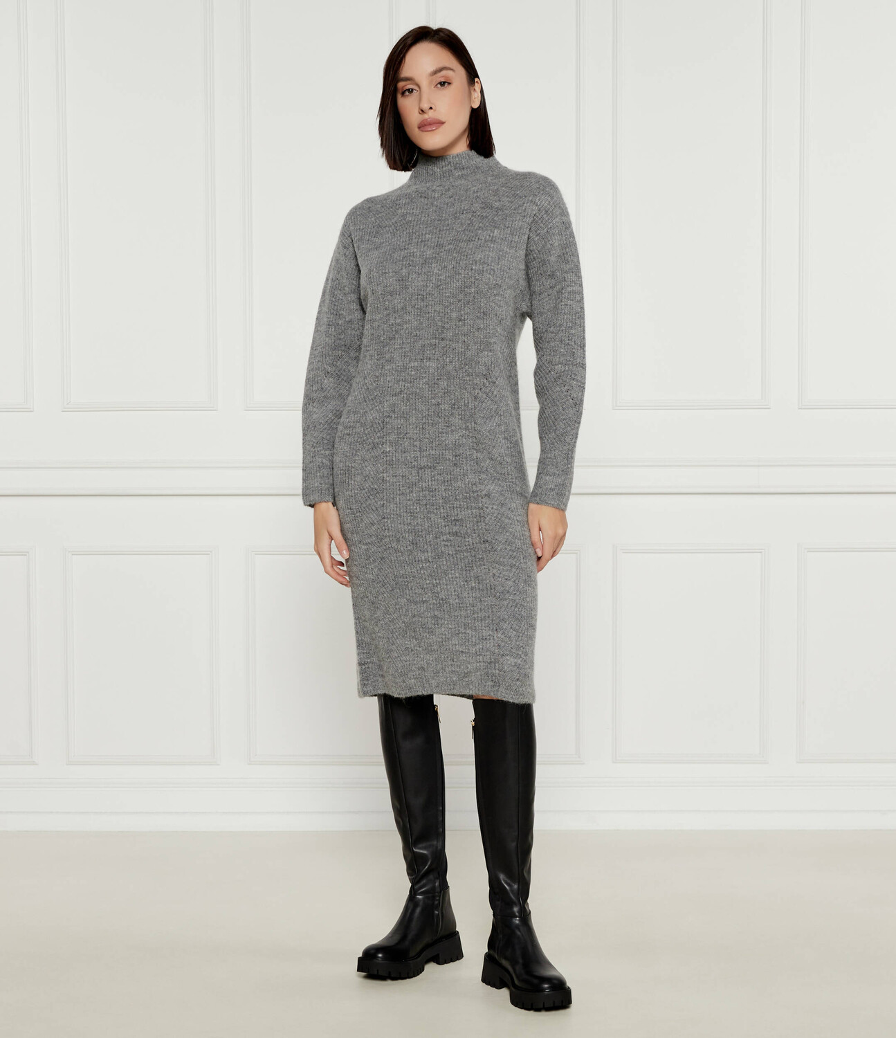 Платье BOSS ORANGE C_Fagdassy, серый
Платье BOSS ORANGE C_Fagdassy, серый