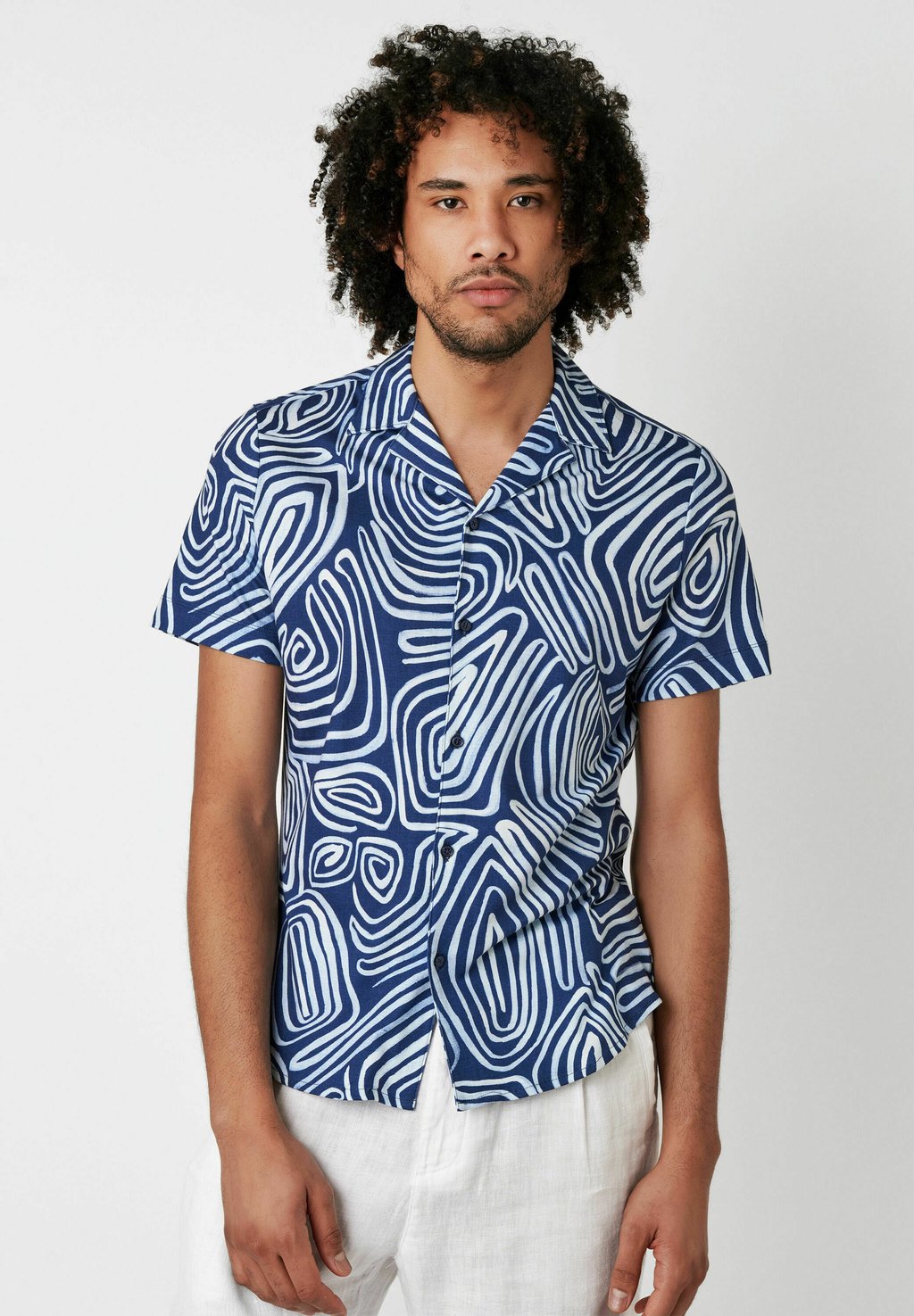 Рубашка DESOTO, темно-синий
Рубашка DESOTO, темно-синий